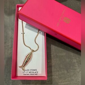 Gold Fish Pendant Necklace by House of Harlow! Get in on the trend🔥zoom in!!